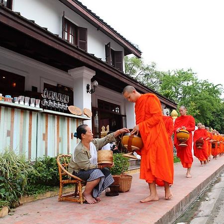 Готель Cafe De Laos Луанґпхабанґ Екстер'єр фото