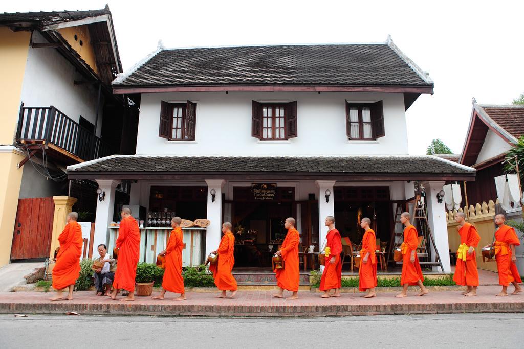 Готель Cafe De Laos Луанґпхабанґ Екстер'єр фото
