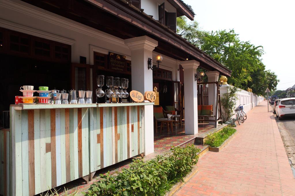 Готель Cafe De Laos Луанґпхабанґ Екстер'єр фото