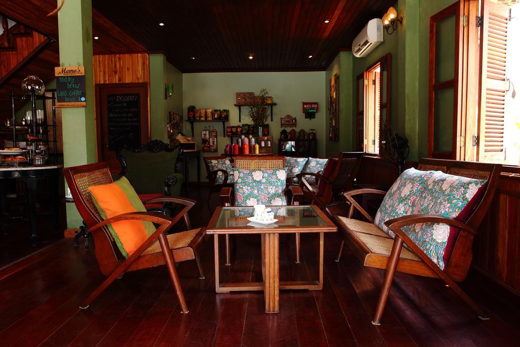 Готель Cafe De Laos Луанґпхабанґ Екстер'єр фото