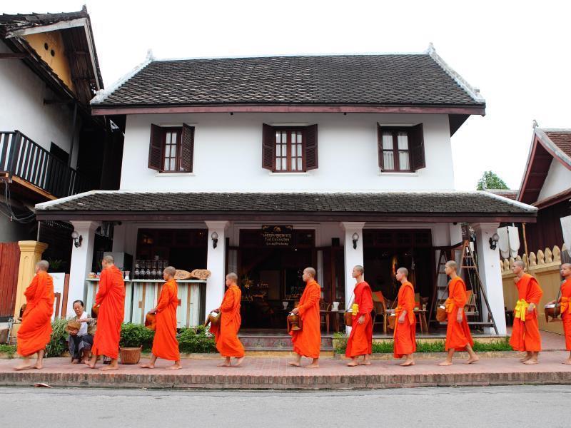 Готель Cafe De Laos Луанґпхабанґ Екстер'єр фото