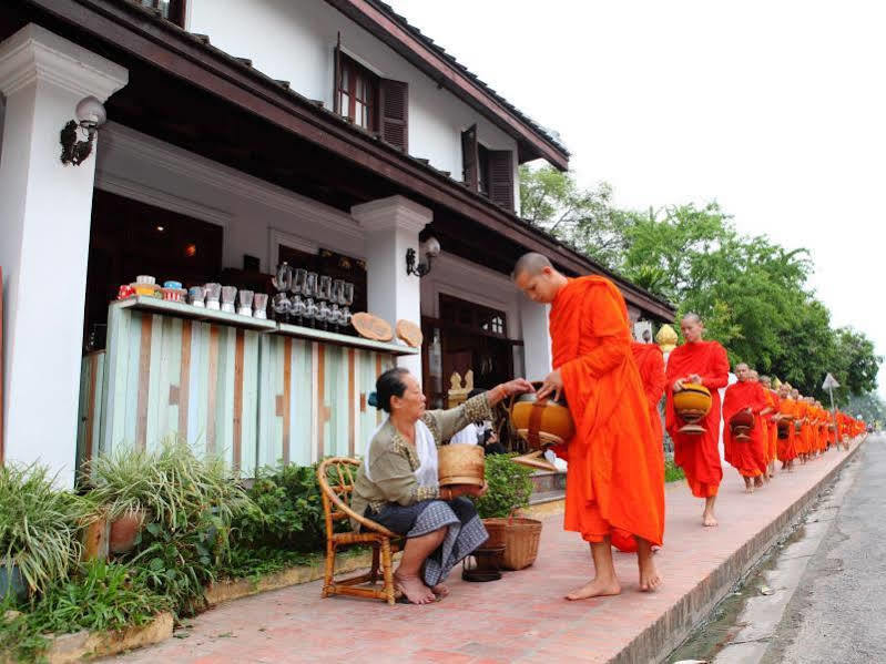 Готель Cafe De Laos Луанґпхабанґ Екстер'єр фото