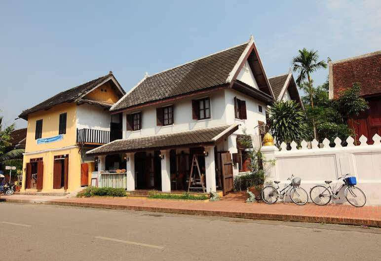 Готель Cafe De Laos Луанґпхабанґ Екстер'єр фото